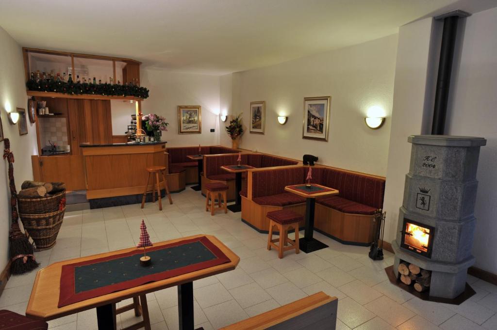 Hotel Rendez-Vous - أيمافيلّيس المظهر الخارجي الصورة
